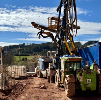 Ministr Bednárik navštívil stavbu obchvatu Náchoda. Klíčový tunel je již proražen